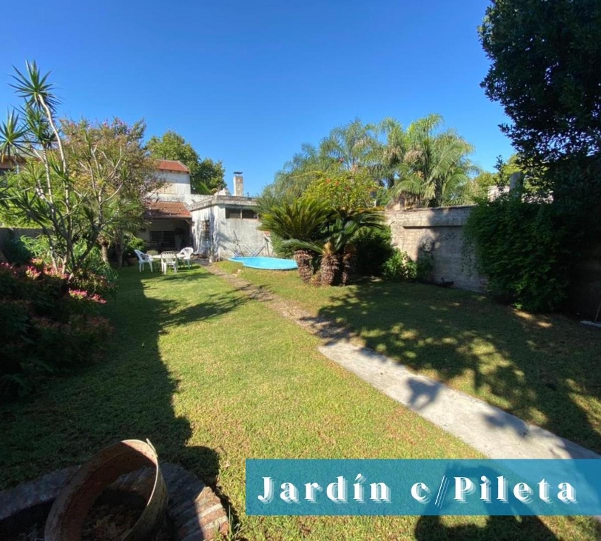 Bajo de Precio Casa 4 Ambientes C/cochera C/jardin Pileta 5
