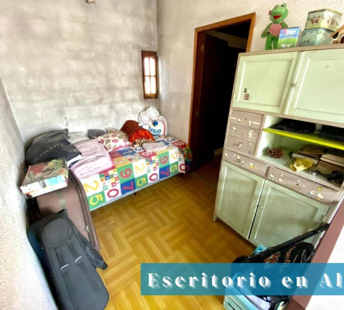 Bajo de Precio Casa 4 Ambientes C/cochera C/jardin Pileta 4