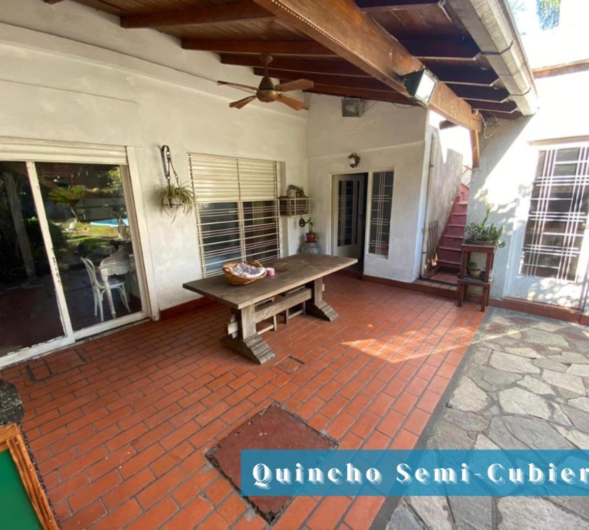 Bajo de Precio Casa 4 Ambientes C/cochera C/jardin Pileta 2