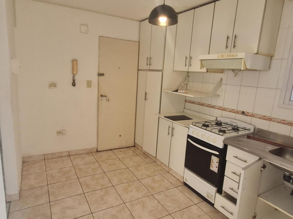 Departamento 4 Ambientes C/ Cochera S. Martin Centro 4