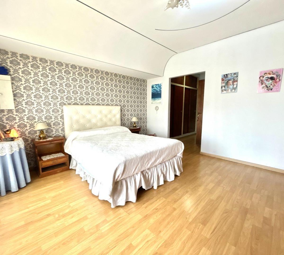Expecional E Imperdible Chalet 5 Ambientes 5