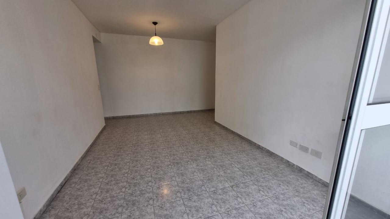 Foto de Departamento en alquiler Zona Avellaneda, imagen 3