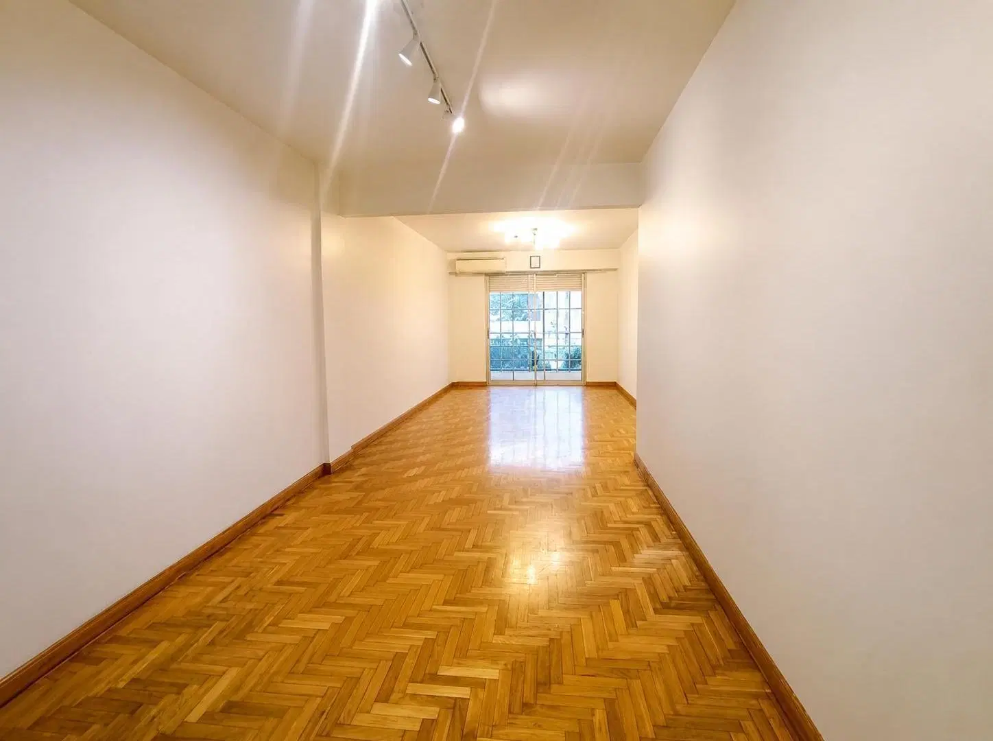 Venta - Depto 3 ambientes c/dependencia 4