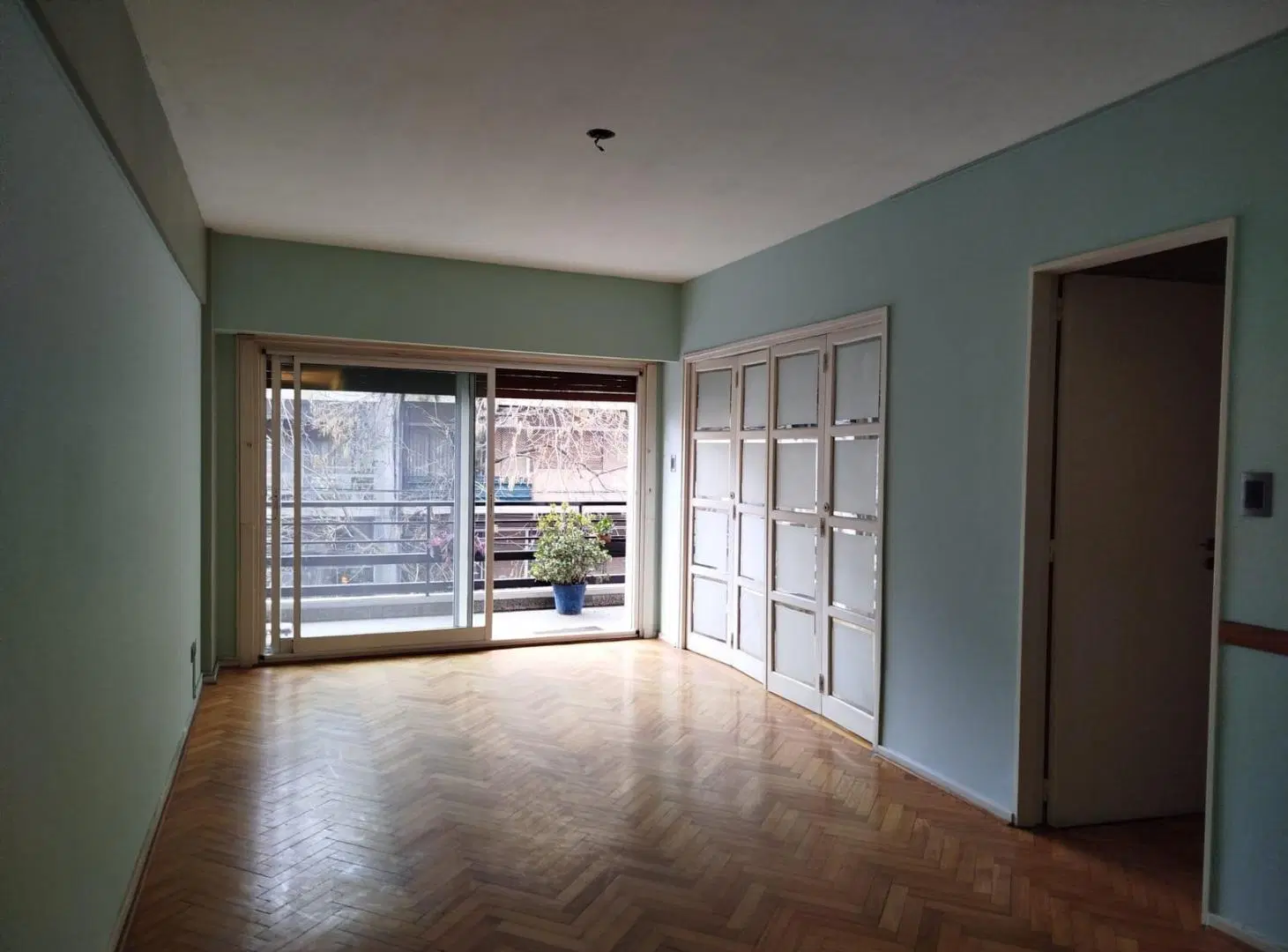 Departamento en Caballito- al frente con balcon 3