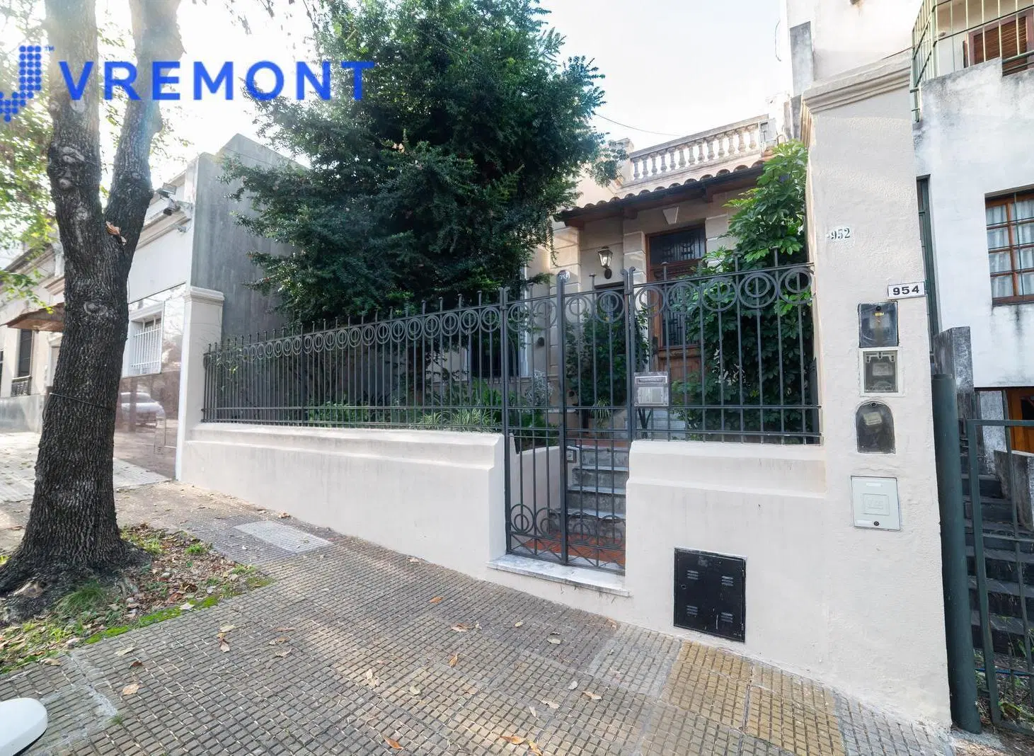 ****NUEVO VALOR****Casa en Venta 5 ambientes en Flores con QUINCHO Y JARDÍN =) 1