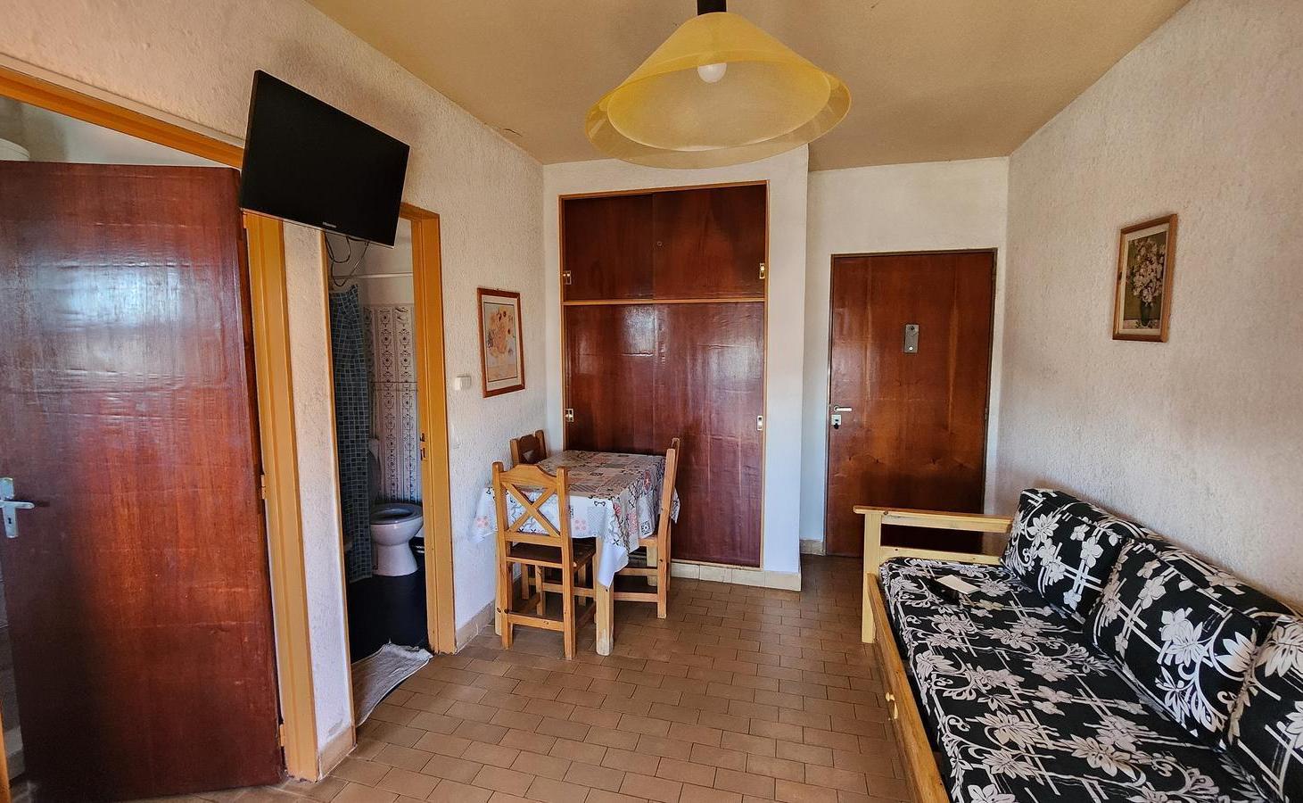 Foto de Se vende Departamento Monoambiente en Villa Gesell, Costa Atlántica., imagen 5