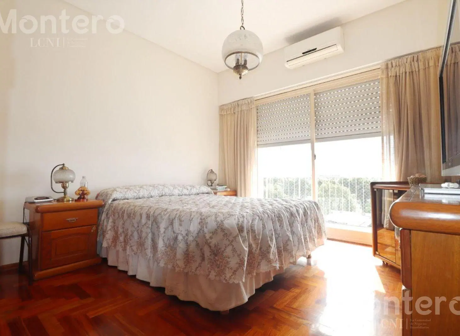 Departamento en San Martin 4 ambientes con cochera 1