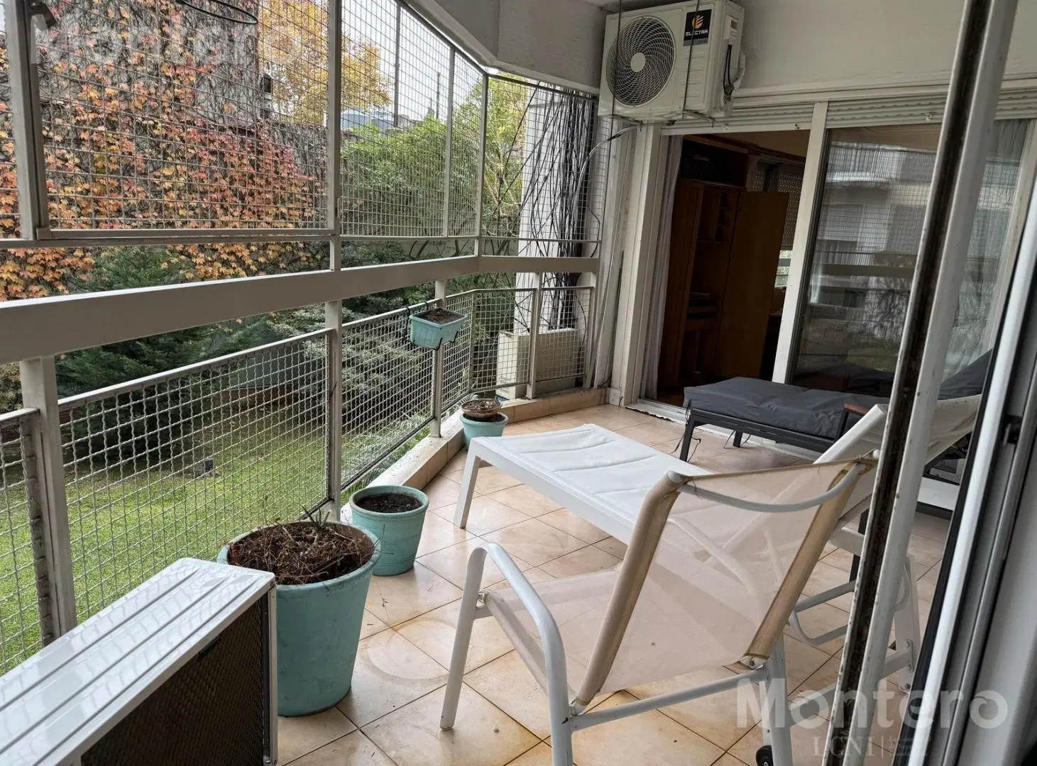 VENTA- SEMIPISO  110 m2- 3 AMBIENTES - DEPENDENCIA SERVICIO-BALCON ATERRAZADO- COCHERA - BELGRANO C 3