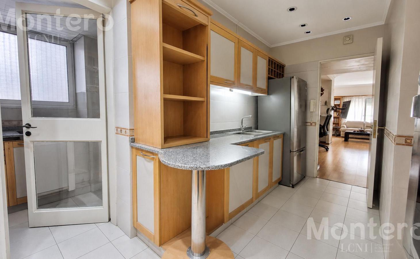 Foto de VENTA- SEMIPISO 110 m2- 3 AMBIENTES - DEPENDENCIA SERVICIO-BALCON, imagen 4