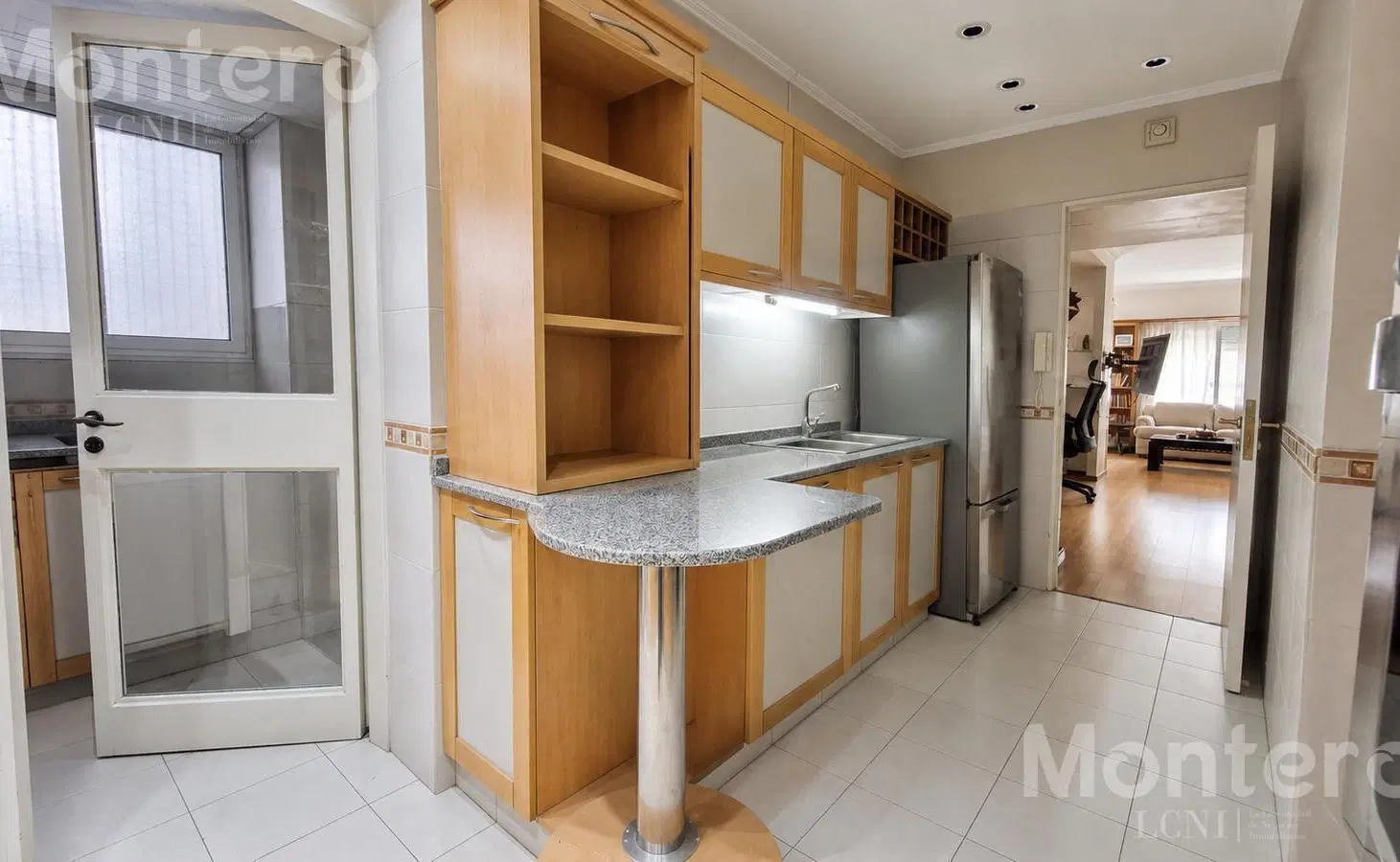 VENTA- SEMIPISO  110 m2- 3 AMBIENTES - DEPENDENCIA SERVICIO-BALCON ATERRAZADO- COCHERA - BELGRANO C 4