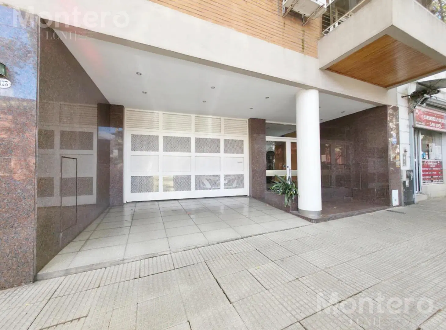 Departamento Almagro , 3 ambientes balcon a la calle,cochera, calefaccion individual, lavadero 2