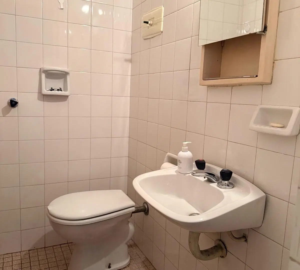 Departamento en Venta 3 dormitorios, balcón al frente en Palermo 2