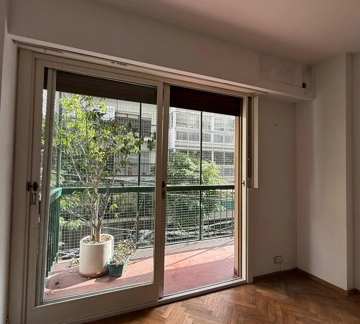 Departamento en Venta 3 dormitorios, balcón al frente en Barrio Norte 2