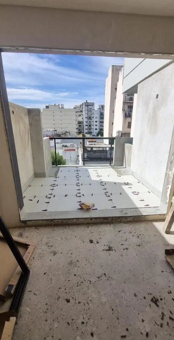 Venta Departamento 3 ambientes en suite con vestidor y toilette en  Almagro 5