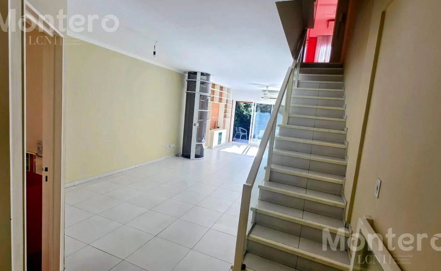 Único PH Tríplex 5 Ambientes Cochera, Jardín, Pileta, Quincho y Ascensor Privado en Vélez Sarsfield 4