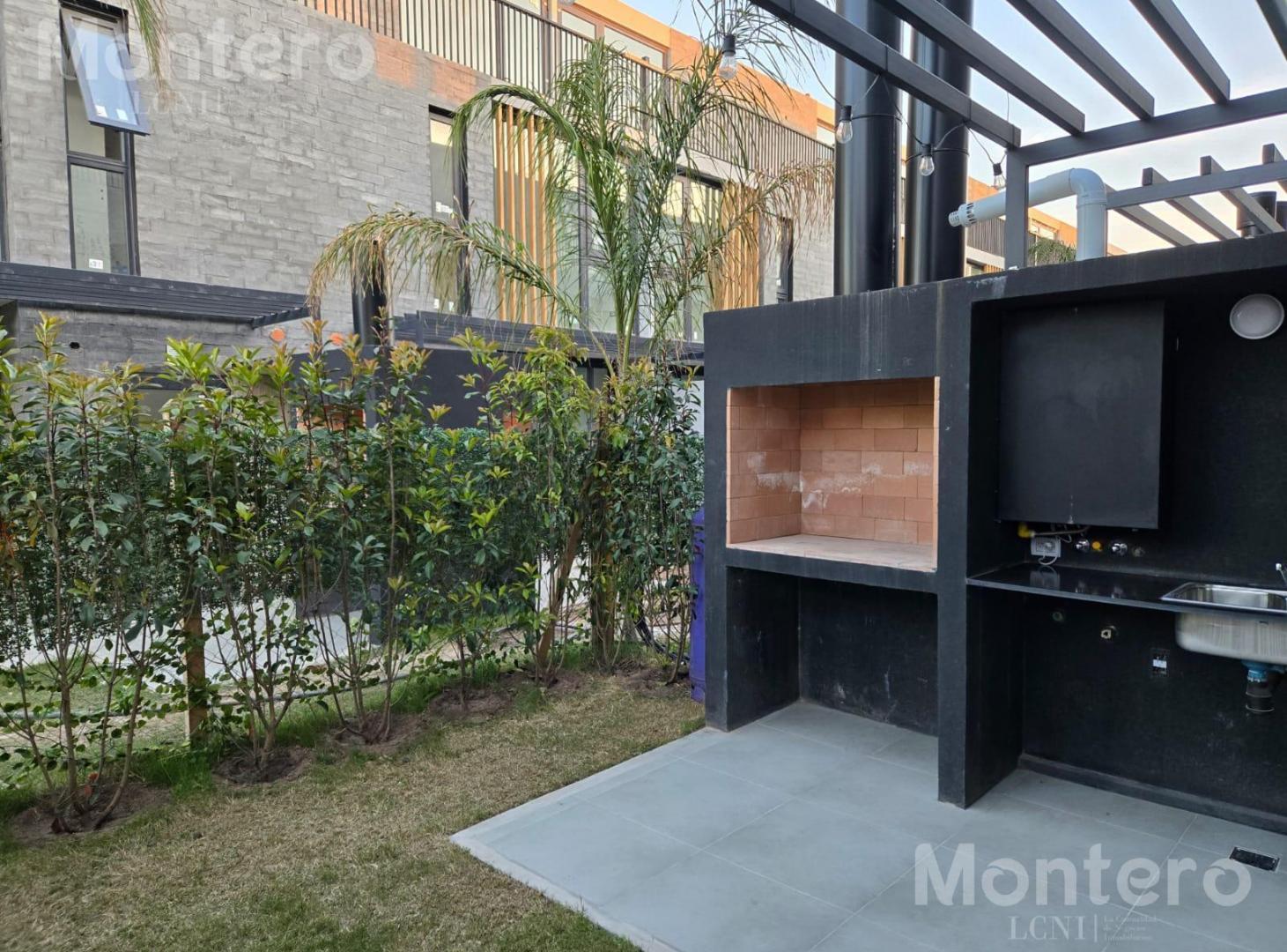 Foto de Casa Tríplex en SUNNY - Camino de los Remeros Tigre - Barrio Privado, imagen 3