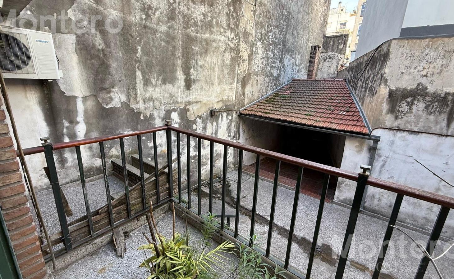 Foto de Casa local en Balvanera ideal para refaccionar, imagen 4