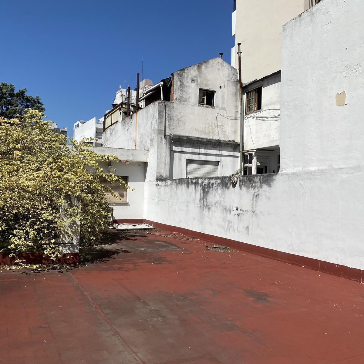 Casa en Almagro - Caballito a Refaccionar Ideal Desarrollo Inmobiliario. Sobre Av de La Plata 1