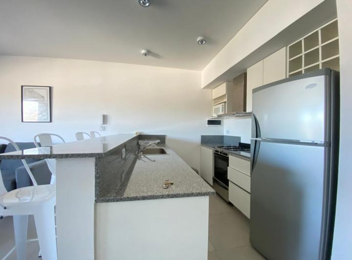 Departamento en venta  . 1 dormitorio . Amueblado. Cristal Lagoon . Pilar 4