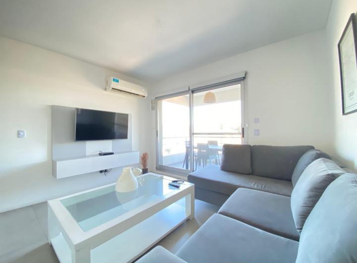 Departamento en venta  . 1 dormitorio . Amueblado. Cristal Lagoon . Pilar 3