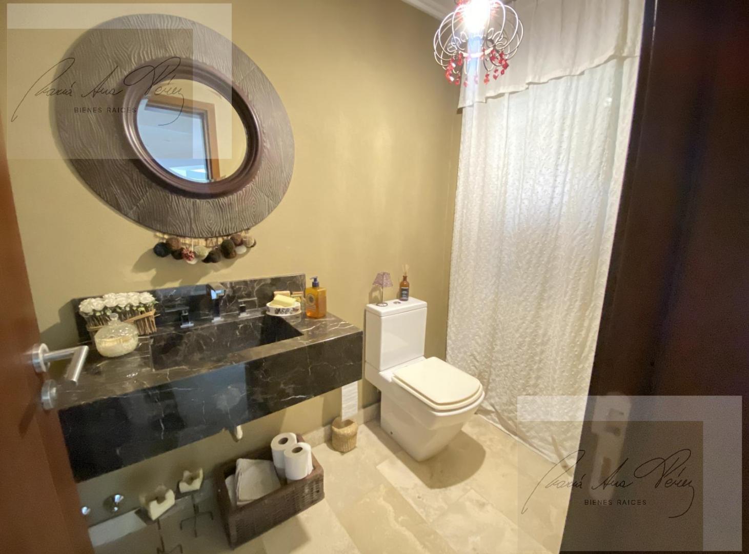 Foto de Casa en alquiler Tortugas Country Club . 6 ambientes., imagen 3