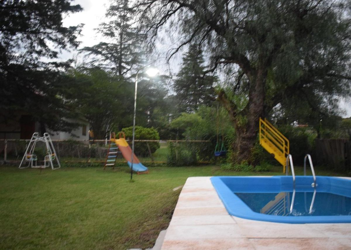 Villa Carlos Paz: Casa en Venta / 3 Dorm. / Galeria / Pileta 5