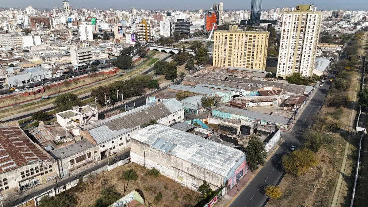 ¡Gran oportunidad de inversión! Galpón multifuncional con excelente potencial de desarrollo 3