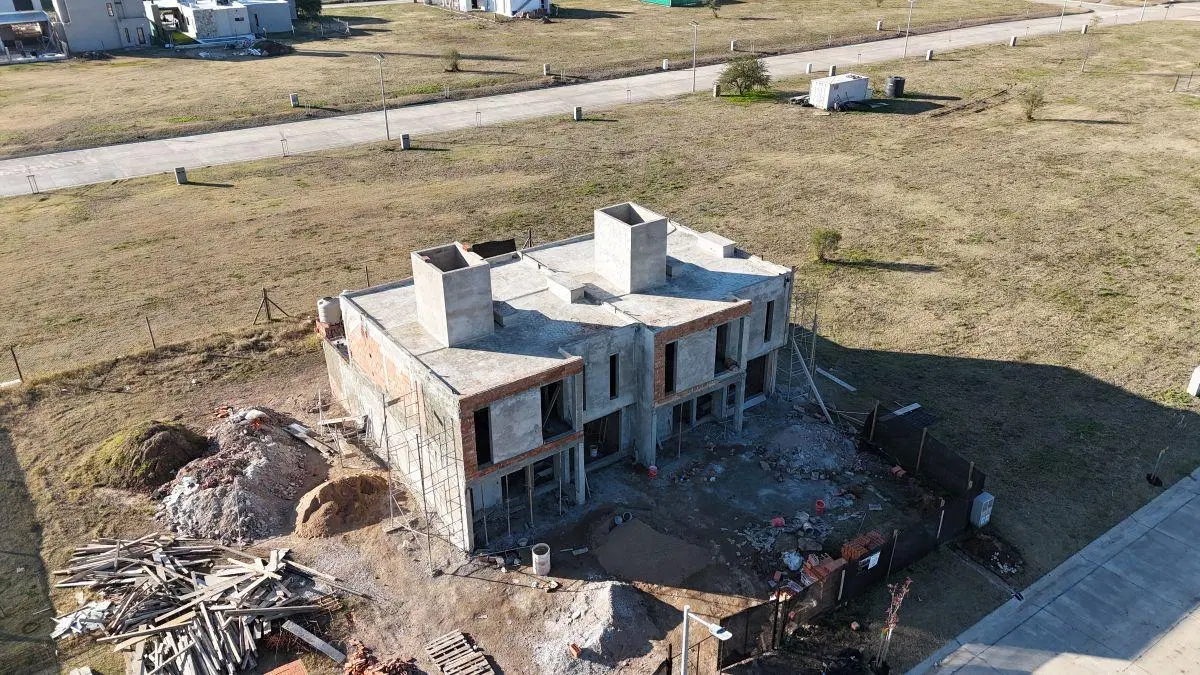 CASA A ESTRENAR EN TALAR DEL ESTE – ETAPA FINAL DE OBRA 8