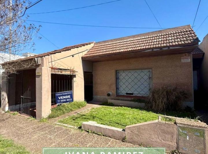 Casa de 3 ambientes en Alquiler, Luján. 1