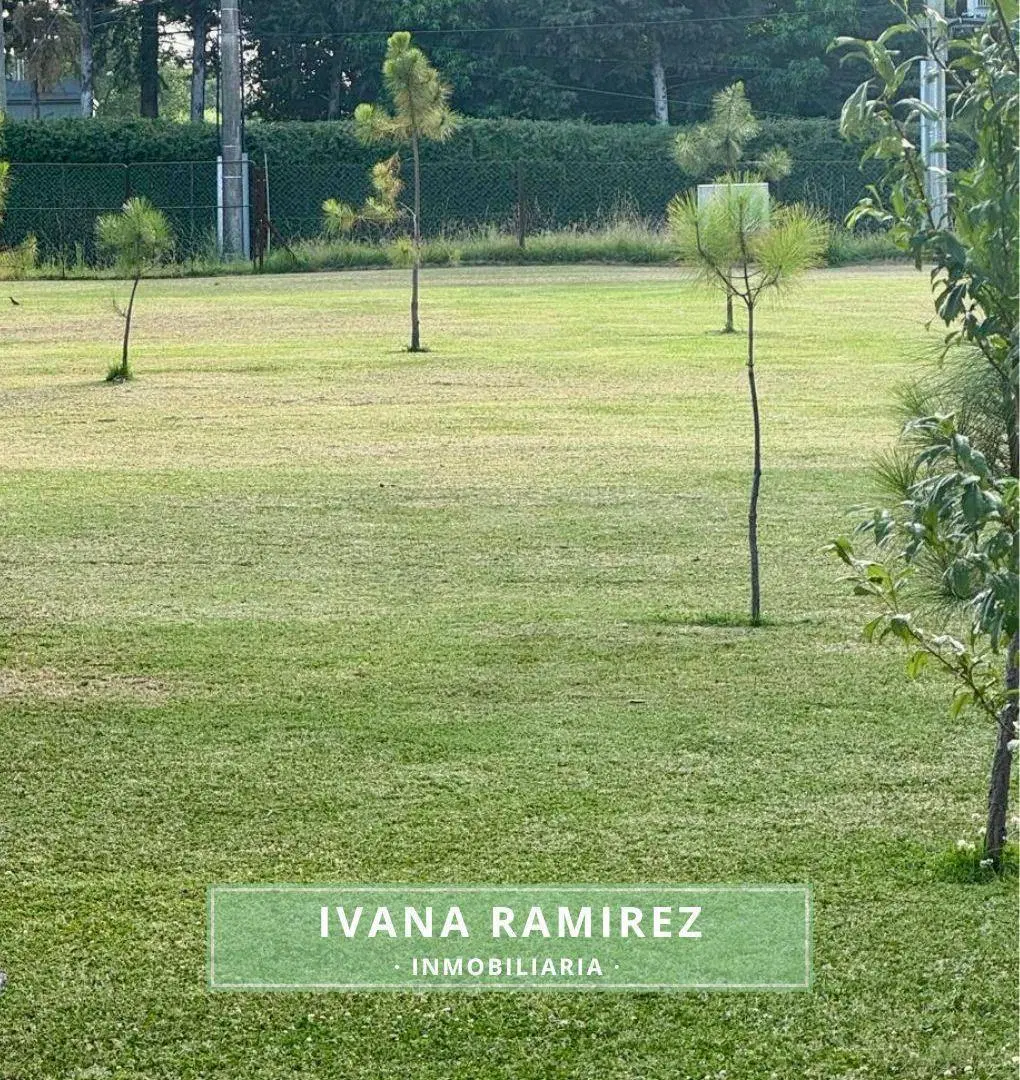 Se vende terreno de 900m2 en barrio Amaneceres, Luján. 3