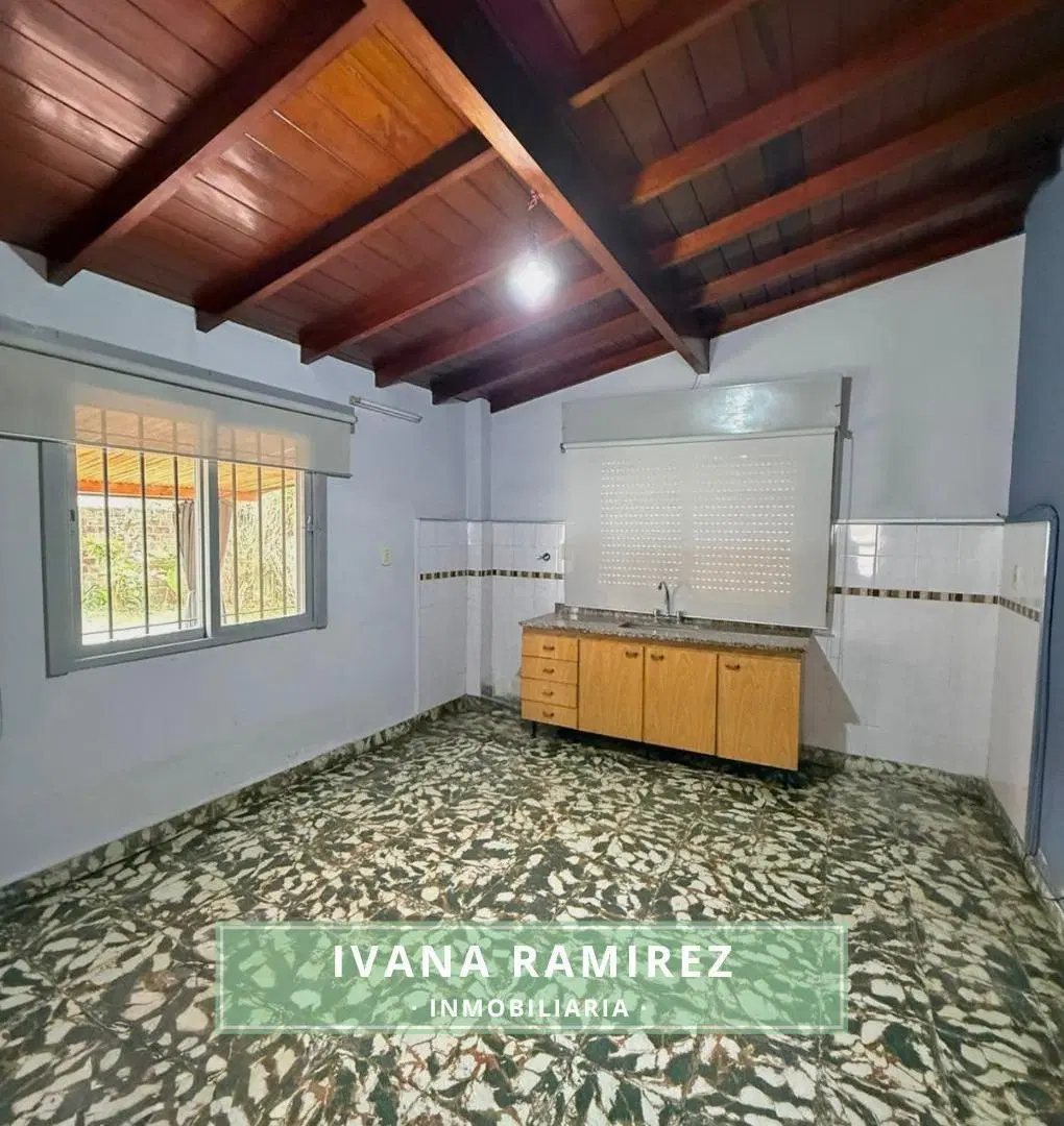 Chalet En Venta Apto Credito Hipotecario - Fco. Alvarez, Moreno 5