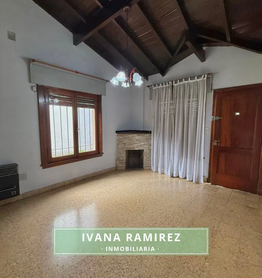 Chalet En Venta Apto Credito Hipotecario - Fco. Alvarez, Moreno 2
