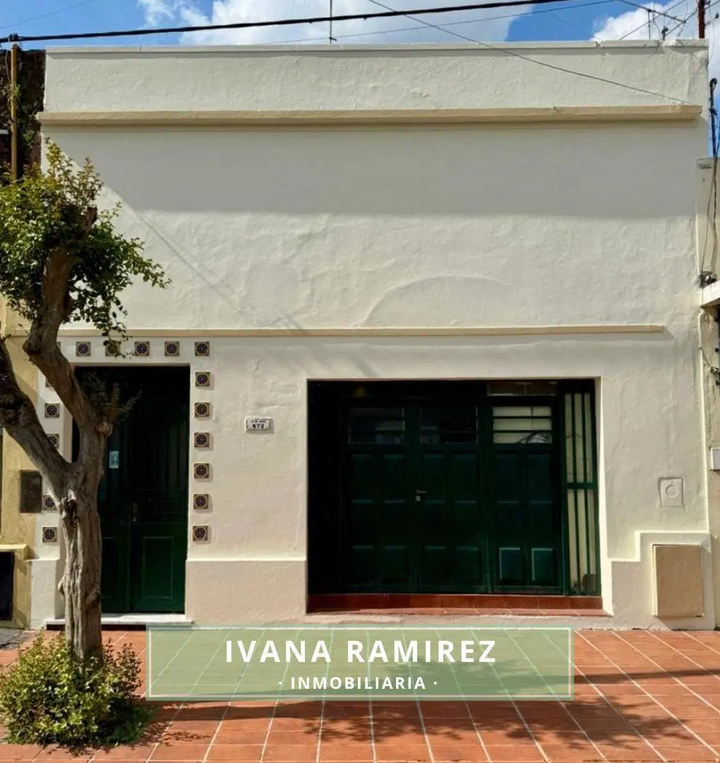 Se Vende Casa 8 Amb. Lista Para Escriturar - Luján Centro 2