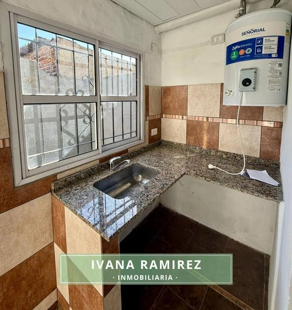 Departamento de 2 ambientes en alquiler, Merlo 5
