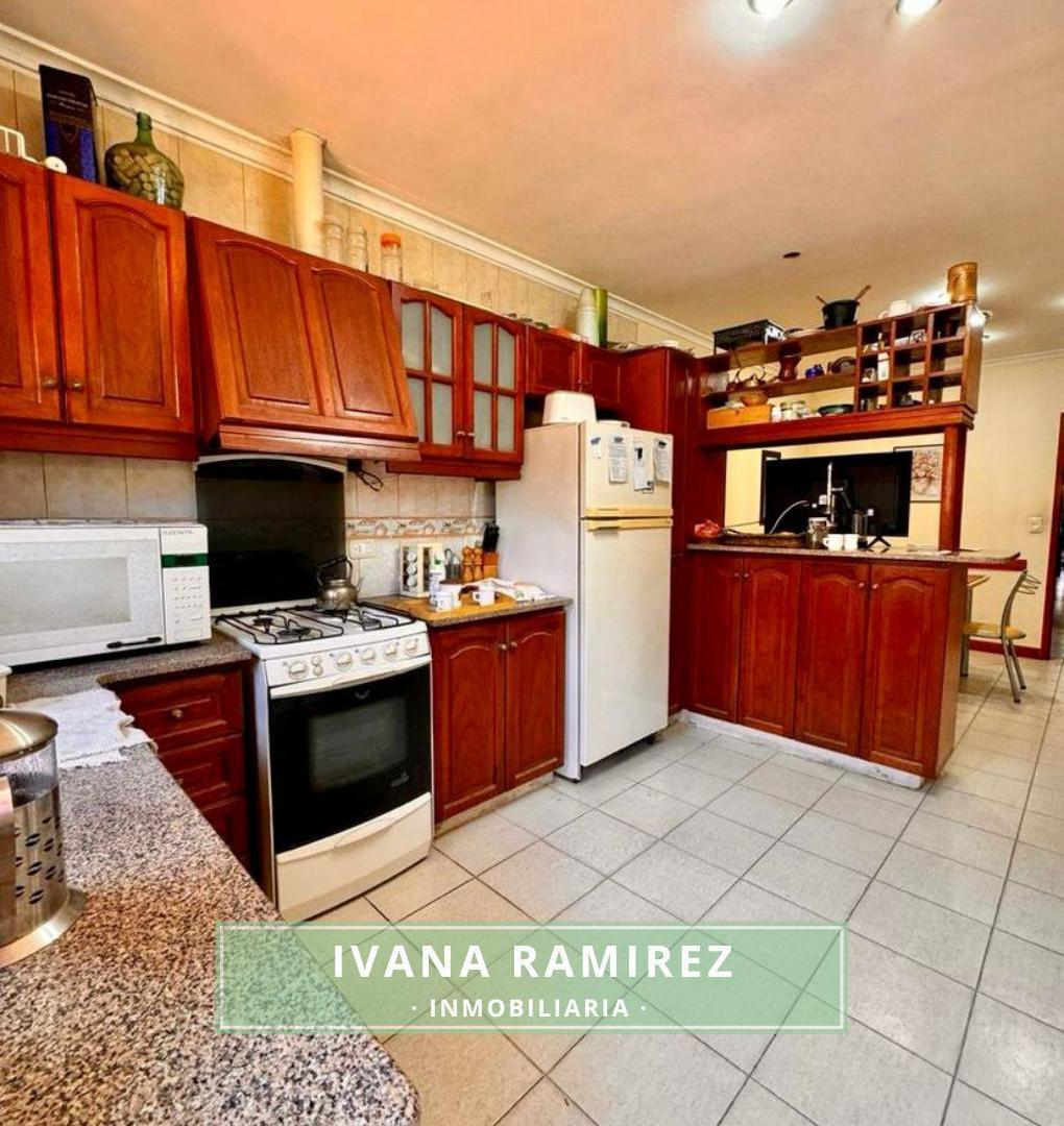 Foto de Casa En Venta 4 amb. - Apta Crédito Hipotecario - Mercedes, imagen 5