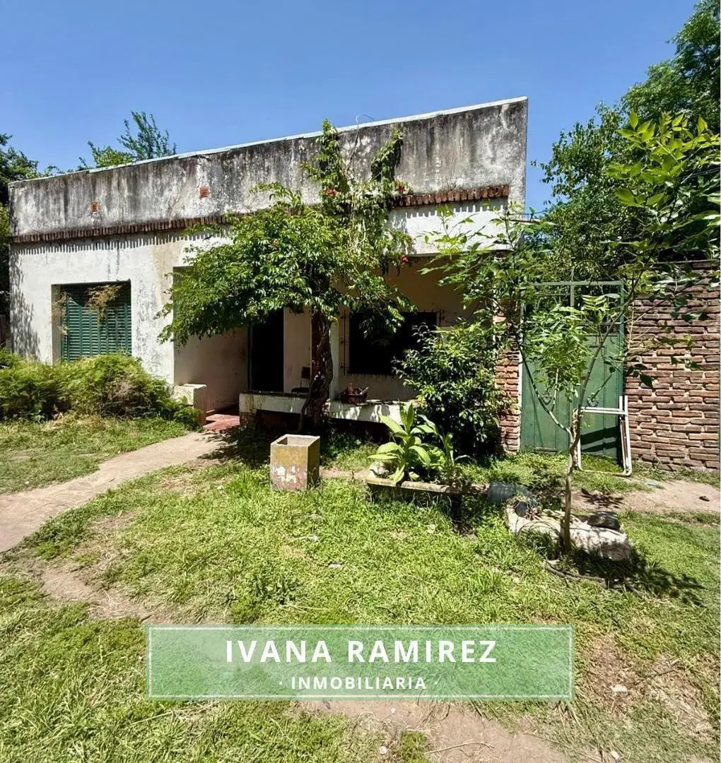 Casa en a refaccionar en Francisco Álvarez. 3