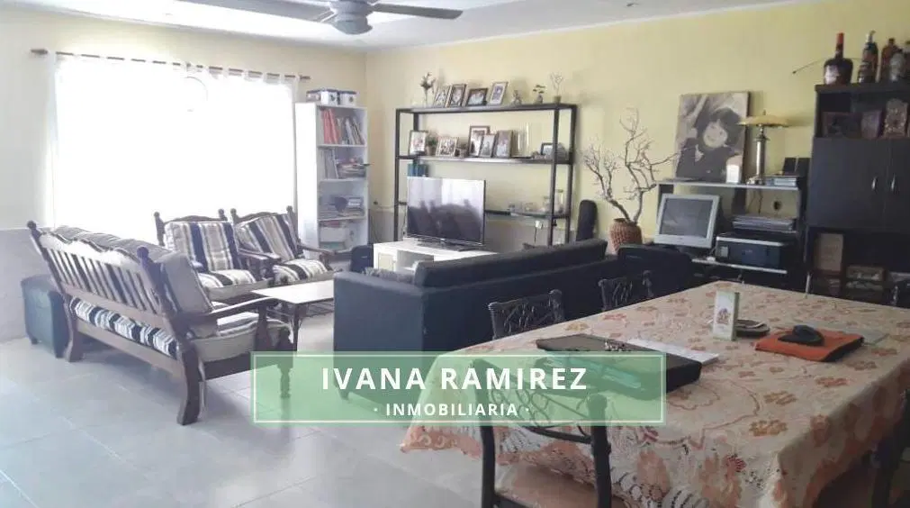 Se Vende Casa Con Dpto, lista para escriturar. - Barrio Los Gallitos, Luján. 2