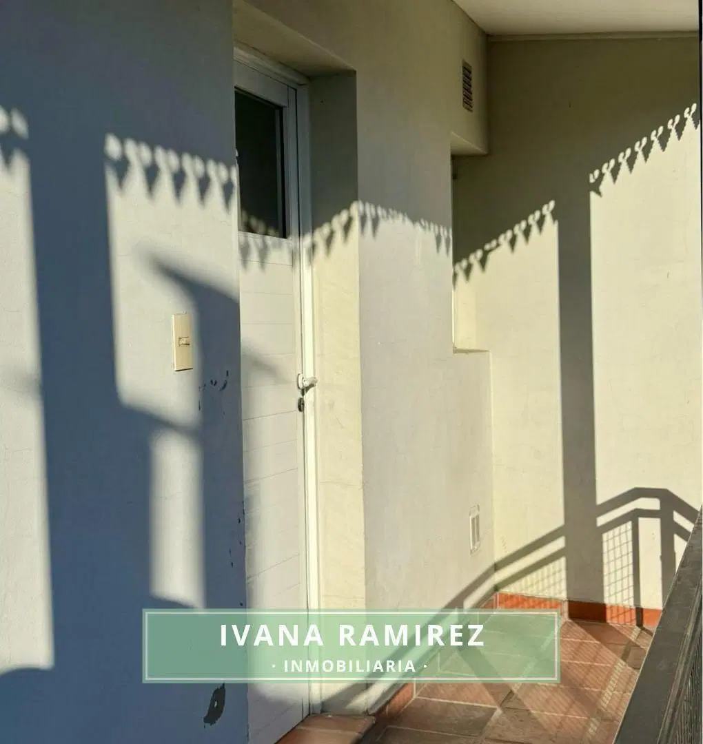 Se alquila departamento de 3 ambientes en barrio Lanusse, Luján. 1
