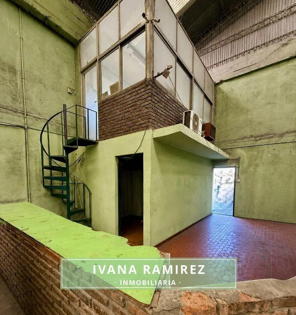 Se Vende Galpón de 700mts Construidos, Listo para Escriturar en Luján. 4