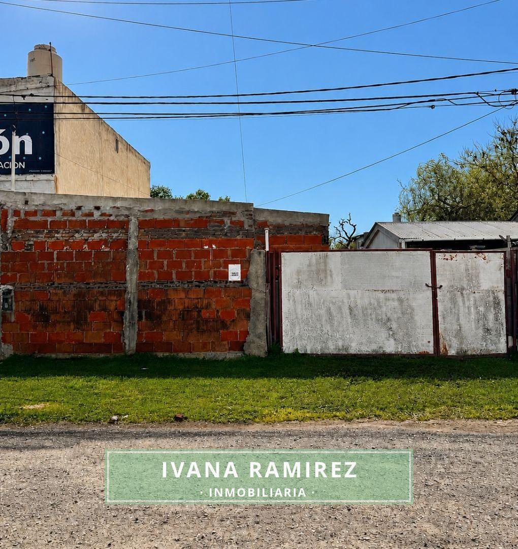 Se Vende Terreno de 200m2 con Mejoras, Listo para Escriturar en Luján