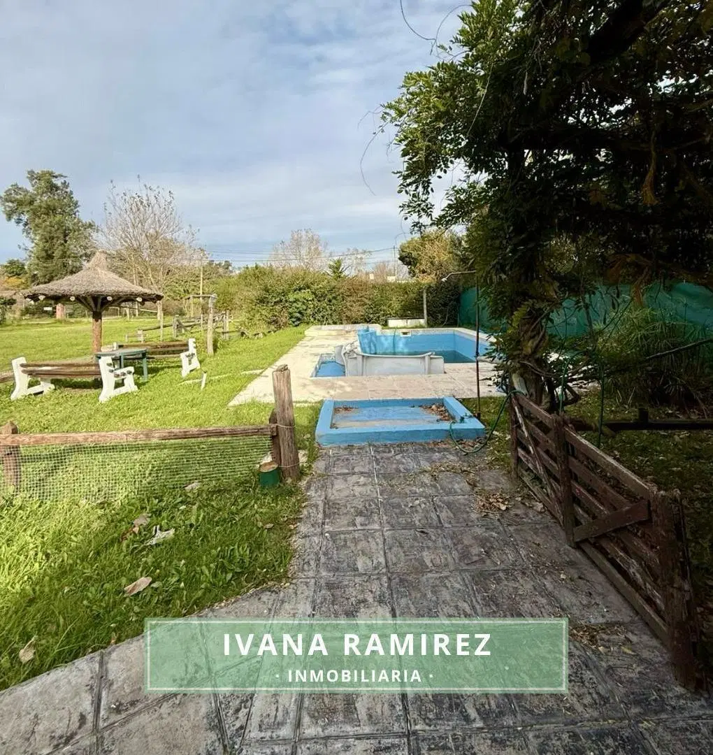 Se Vende Terreno de 1207m2 Con Pileta y Vestuario, en Lezica y Torrezuri, Luján 2