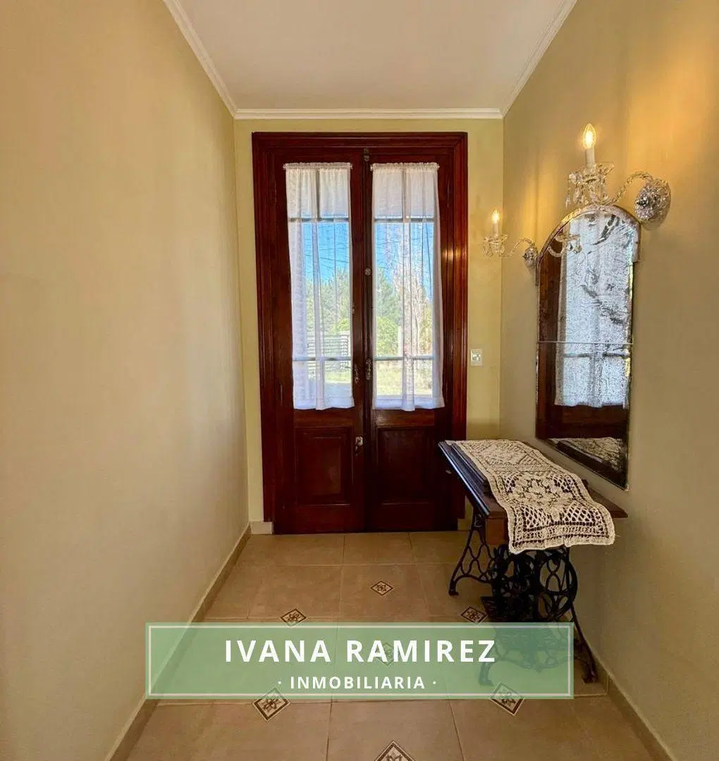 Se vende Hermosa Casa Apta Crédito Hipotecario en Valle Verde, Luján 2