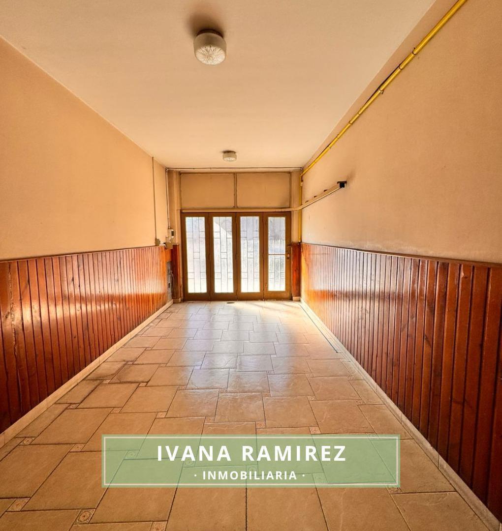 Foto de Casa con departamento y local, ideal inversores - Luján Centro., imagen 3