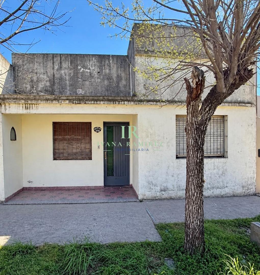 Foto de Se Vende Casa de 3 Ambientes APTA CRÉDITO HIPOTECARIO - Luján, imagen 4