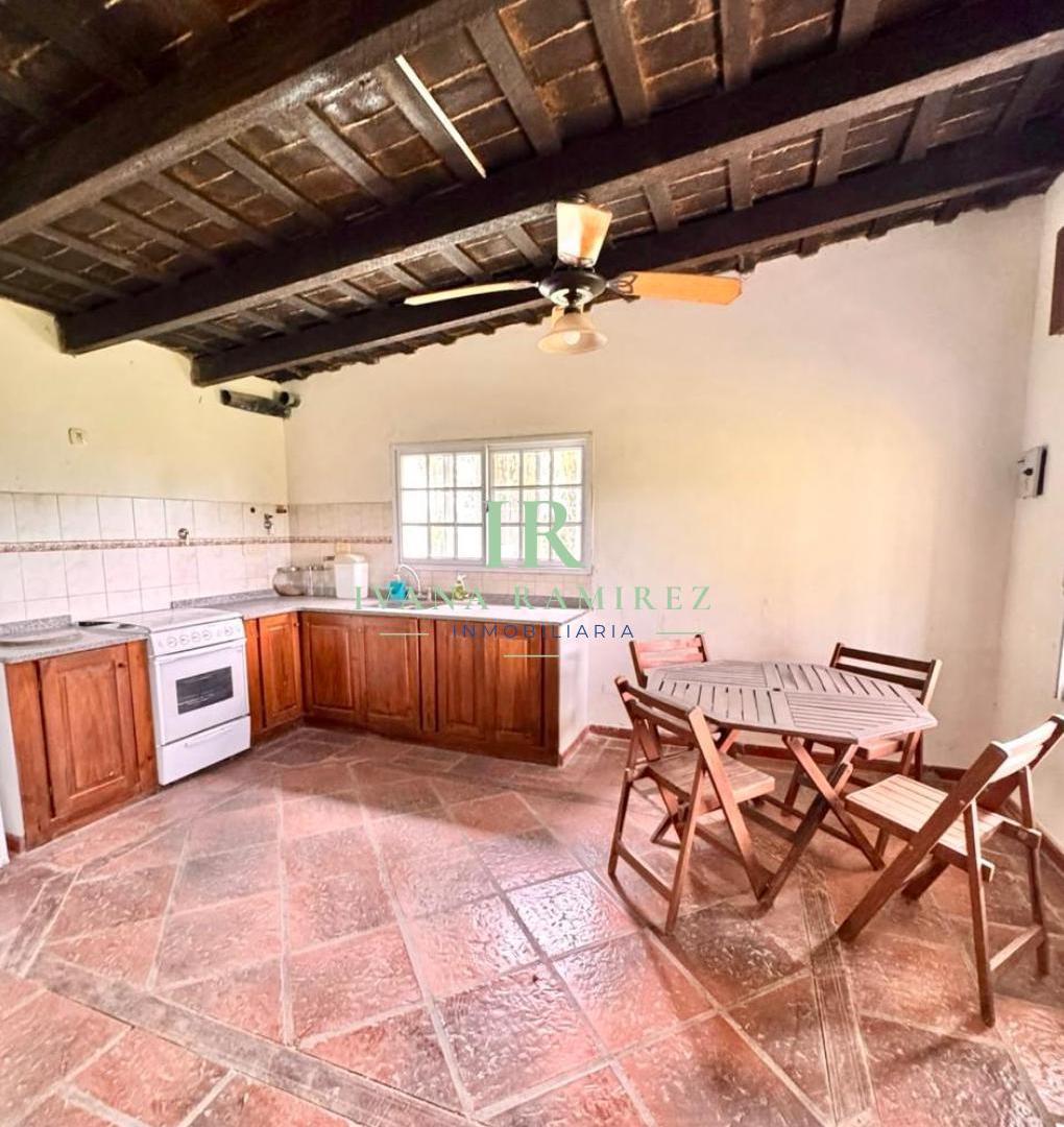 Foto de Se Vende Casa de 4 Ambientes Sobre Un Terreno de 16.500m2 - LISTA PARA, imagen 2