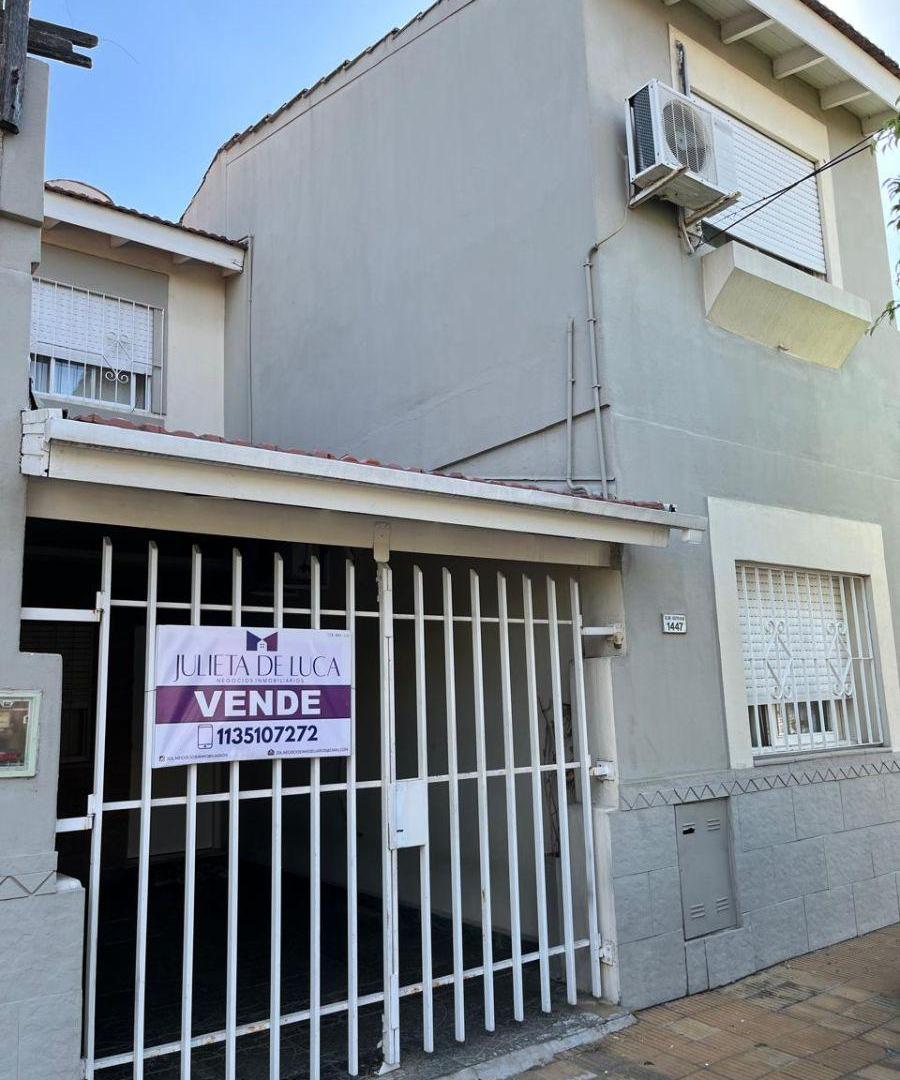 HERMOSO DUPLEX 5 AMB. C/COCHERA Y PATIOS. IMPECABLE!!