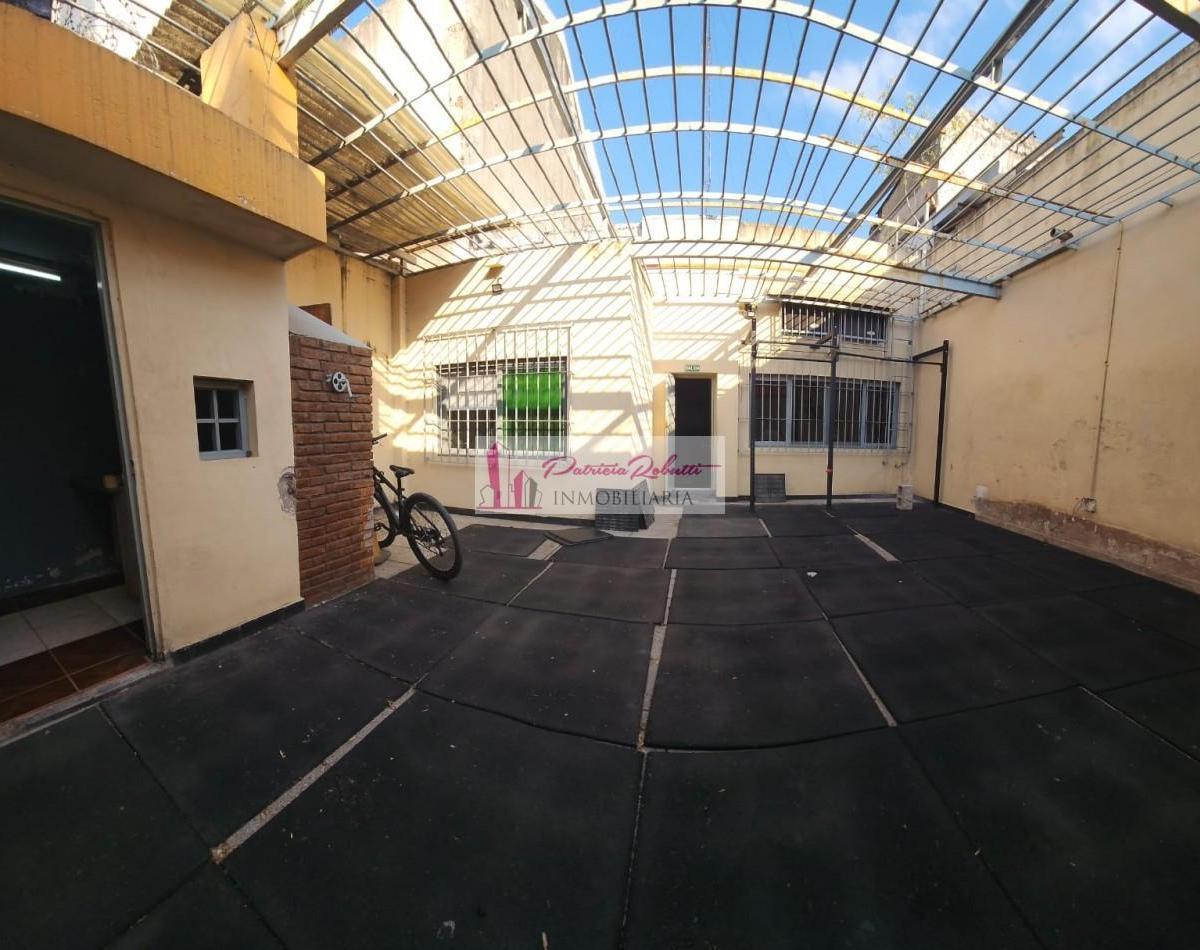 En Venta Local Comercial/ Deposito/ Galpon Gran Metraje - Villa Lugano 3