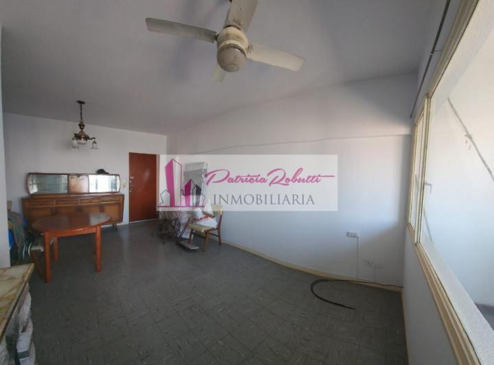 EN VENTA DEPARTAMENTO 4 AMBIENTES CON COCHERA -VILLA CELINA. 5