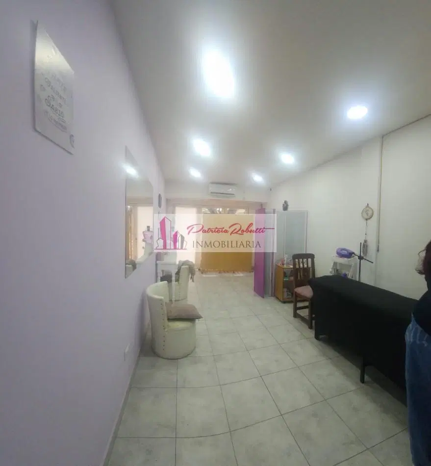 EN ALQUILER LOCAL COMERCIAL VILLA CELINA 2