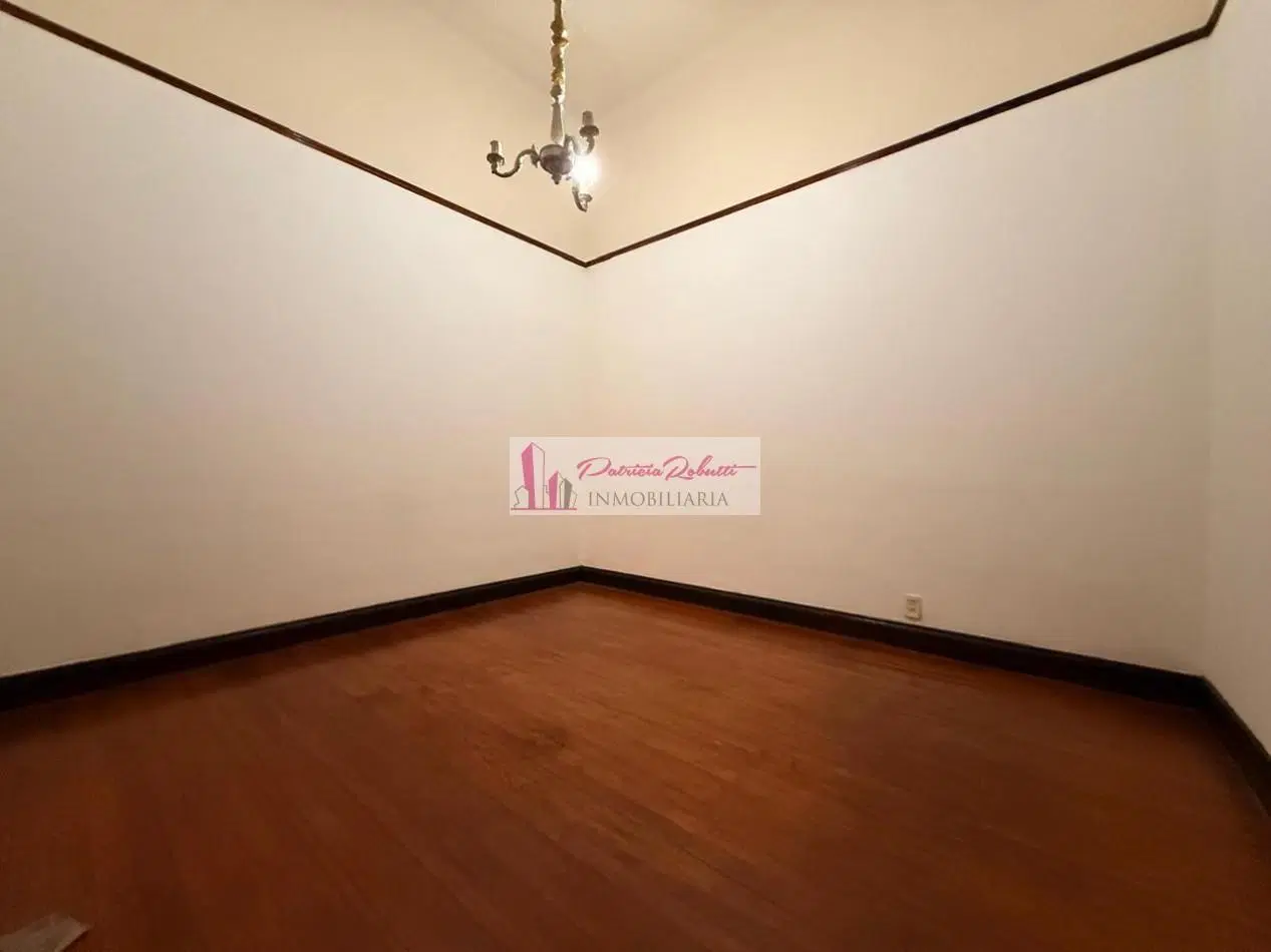 EN VENTA PH 2 AMB MONSERRAT 2